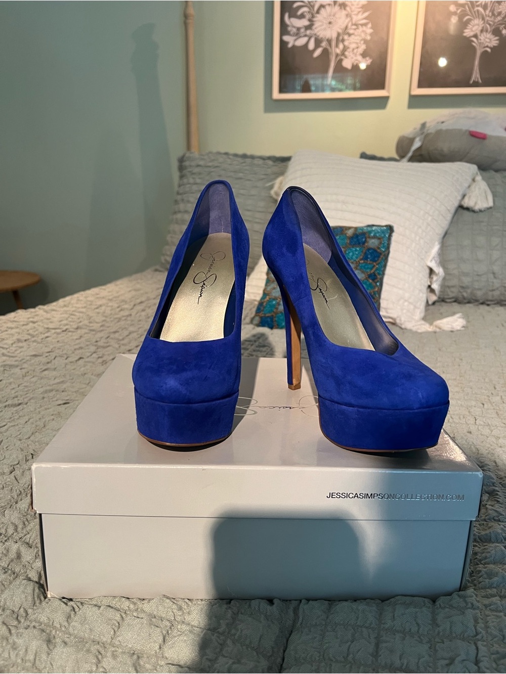 Jessica Simpson Cobalt Blue Suede Platform Pumps - Picture 2 of 8